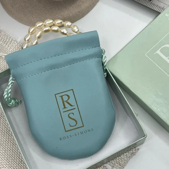 ✨ Ross-Simons 16” Pearl Necklace – Original Pouch & Box ✨ - Picture 5 of 17